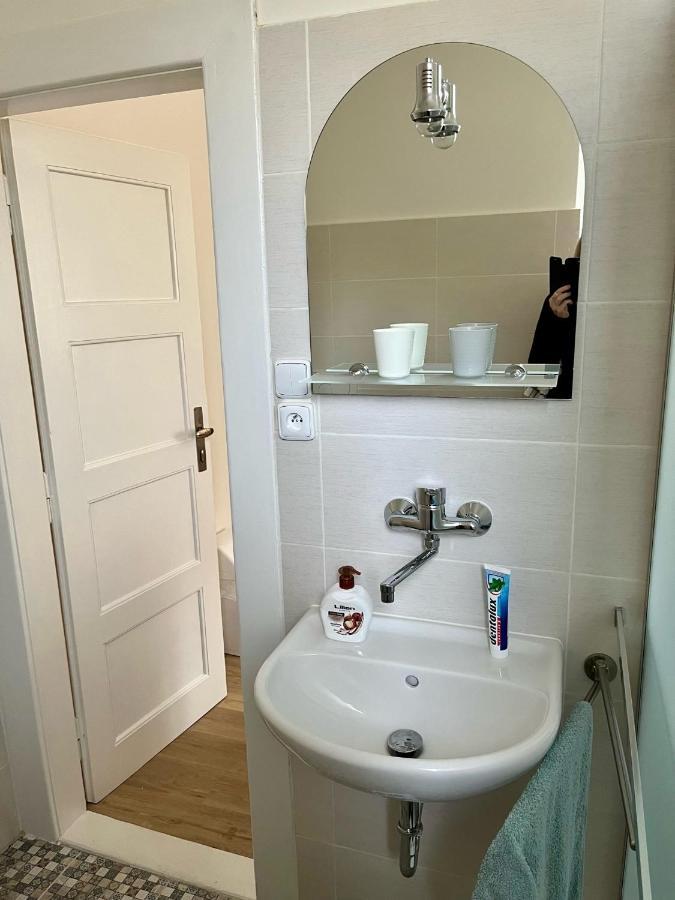 Apartman Colette Прага Екстериор снимка
